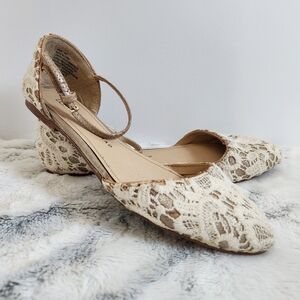 LC Lauren Conrad Elegant Cream Lace Women's Shoes
